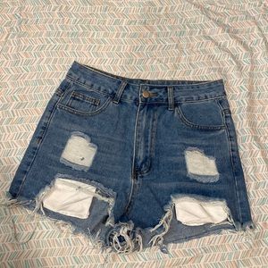 High waisted ripped raw Hem Denim Shorts